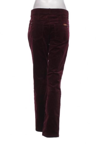 Дамски джинси C&A, Размер M, Цвят Лилав, Цена 29,00 лв.