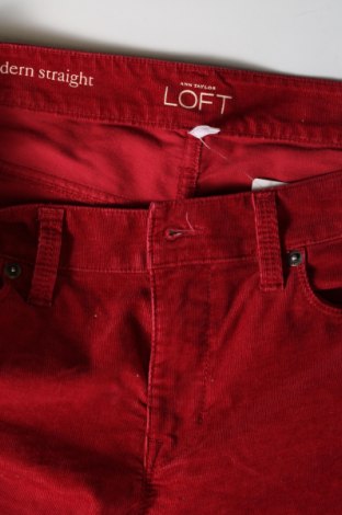 Дамски джинси Loft, Размер M, Цвят Червен, Цена 10,00 лв.