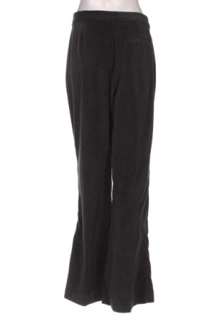 Дамски джинси Zara, Размер XL, Цвят Сив, Цена 11,90 лв.