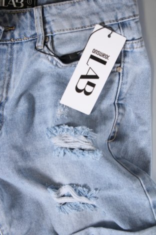 Дамски къс панталон Answear, Размер S, Цвят Син, Цена 31,00 лв.