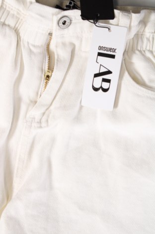 Damen Shorts Answear, Größe M, Farbe Ecru, Preis € 12,46