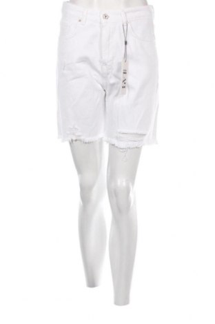Γυναικείο κοντό παντελόνι Answear, Μέγεθος M, Χρώμα Λευκό, Τιμή 13,42 €