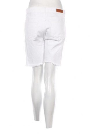 Дамски къс панталон Answear, Размер M, Цвят Бял, Цена 24,49 лв.