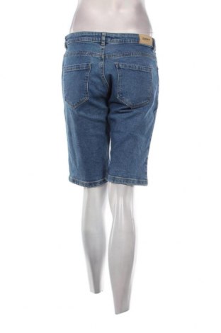 Дамски къс панталон Cropp, Размер M, Цвят Син, Цена 24,00 лв.