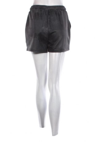 Pantaloni scurți de femei FILA, Mărime S, Culoare Gri, Preț 61,58 Lei
