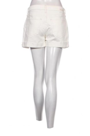Γυναικείο κοντό παντελόνι Hollister, Μέγεθος M, Χρώμα Λευκό, Τιμή 37,11 €
