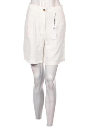 Γυναικείο κοντό παντελόνι Jdy, Μέγεθος M, Χρώμα Λευκό, Τιμή 13,90 €