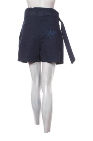 Pantaloni scurți de femei La Martina, Mărime M, Culoare Albastru, Preț 447,37 Lei