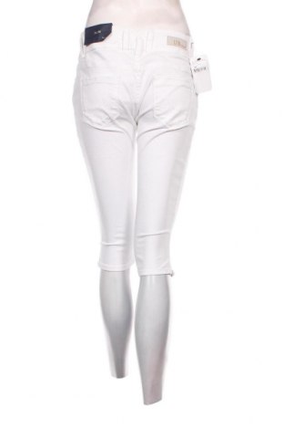 Γυναικείο κοντό παντελόνι Ltb, Μέγεθος M, Χρώμα Λευκό, Τιμή 18,56 €