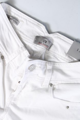 Γυναικείο κοντό παντελόνι Ltb, Μέγεθος XS, Χρώμα Λευκό, Τιμή 17,44 €