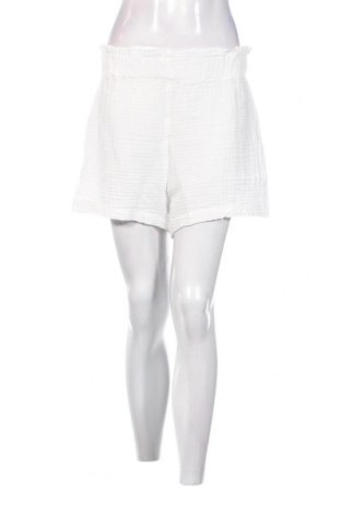 Γυναικείο κοντό παντελόνι Monki, Μέγεθος M, Χρώμα Λευκό, Τιμή 14,43 €