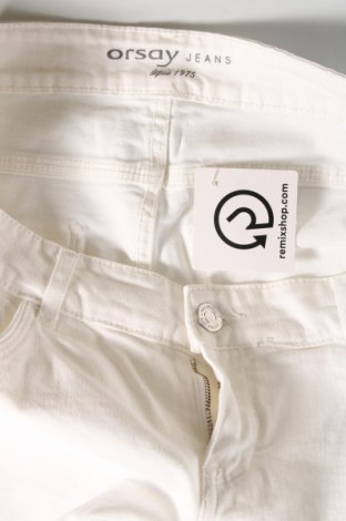 Γυναικείο κοντό παντελόνι Orsay, Μέγεθος M, Χρώμα Λευκό, Τιμή 11,75 €