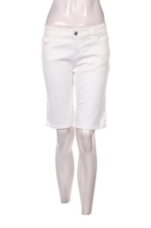 Γυναικείο κοντό παντελόνι Orsay, Μέγεθος M, Χρώμα Λευκό, Τιμή 3,88 €