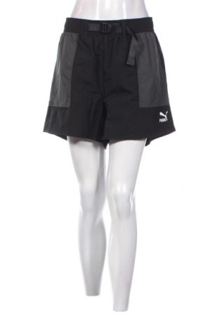 Γυναικείο κοντό παντελόνι PUMA, Μέγεθος L, Χρώμα Μαύρο, Τιμή 37,11 €