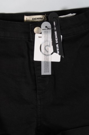 Дамски къс панталон Tally Weijl, Размер XXS, Цвят Черен, Цена 11,16 лв.