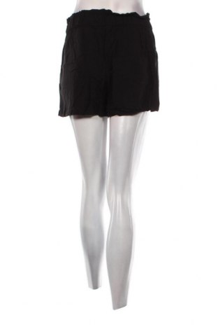 Γυναικείο κοντό παντελόνι Terranova, Μέγεθος S, Χρώμα Μαύρο, Τιμή 3,01 €