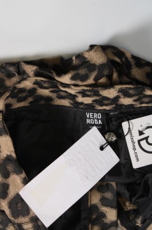 Γυναικείο κοντό παντελόνι Vero Moda, Μέγεθος M, Χρώμα Πολύχρωμο, Τιμή 3,96 €
