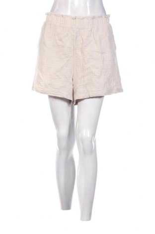 Дамски къс панталон Vero Moda, Размер XXL, Цвят Кафяв, Цена 13,20 лв.