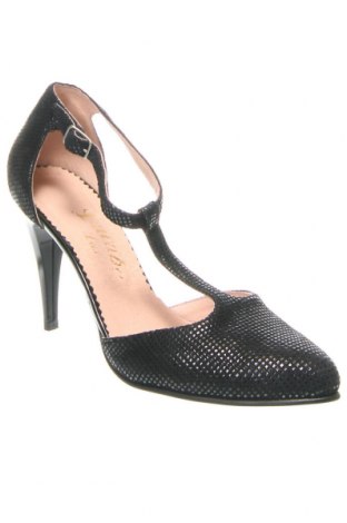Дамски обувки Lux, Размер 36, Цвят Черен, Цена 31,52 лв.