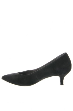 Дамски обувки Tamaris, Размер 40, Цвят Черен, Цена 44,00 лв.