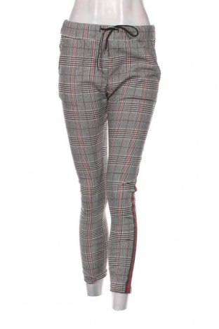 Pantaloni de femei, Mărime M, Culoare Multicolor, Preț 21,94 Lei