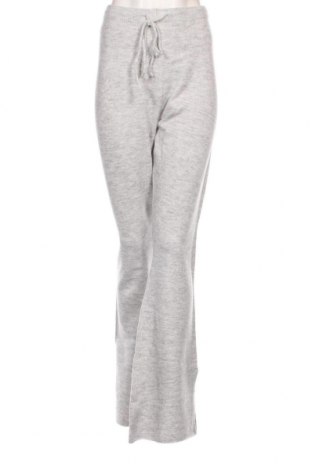 Pantaloni de femei Cotton On, Mărime XL, Culoare Gri, Preț 43,88 Lei