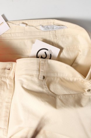 Дамски панталон Fred Sabatier, Размер M, Цвят Бежов, Цена 129,00 лв.