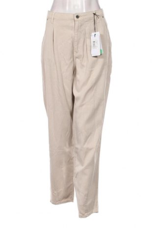 Pantaloni de femei Guess, Mărime L, Culoare Bej, Preț 187,50 Lei