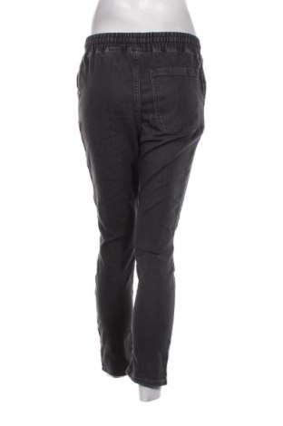 Дамски панталон H&M, Размер S, Цвят Сив, Цена 6,96 лв.