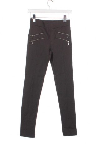 Дамски панталон Jennyfer, Размер S, Цвят Сив, Цена 15,18 лв.