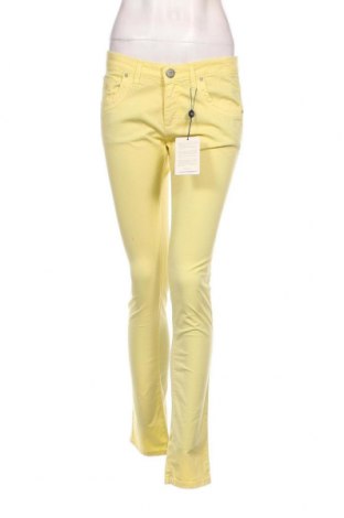 Damenhose La Martina, Größe M, Farbe Gelb, Preis € 14,77