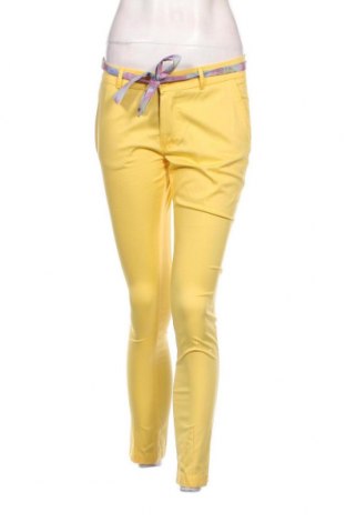 Дамски панталон La Martina, Размер M, Цвят Жълт, Цена 191,00 лв.