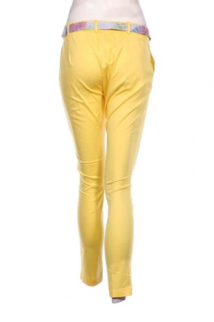Дамски панталон La Martina, Размер M, Цвят Жълт, Цена 28,65 лв.