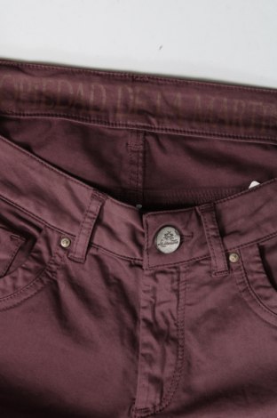 Дамски панталон La Martina, Размер M, Цвят Червен, Цена 22,92 лв.