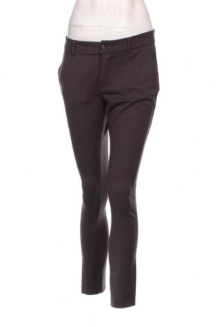 Дамски панталон La Martina, Размер M, Цвят Сив, Цена 28,65 лв.