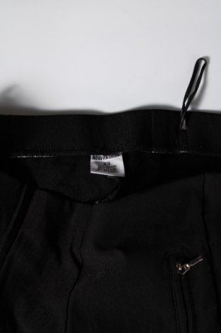 Γυναικείο παντελόνι New Fashion, Μέγεθος M, Χρώμα Μαύρο, Τιμή 4,31 €