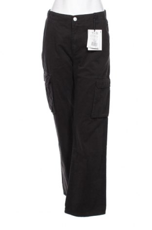 Дамски панталон Pull&Bear, Размер M, Цвят Черен, Цена 22,54 лв.