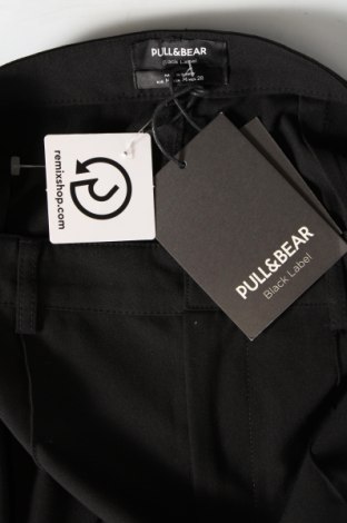 Pantaloni de femei Pull&Bear, Mărime M, Culoare Negru, Preț 151,32 Lei
