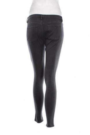 Дамски панталон Uniqlo, Размер S, Цвят Сив, Цена 5,22 лв.