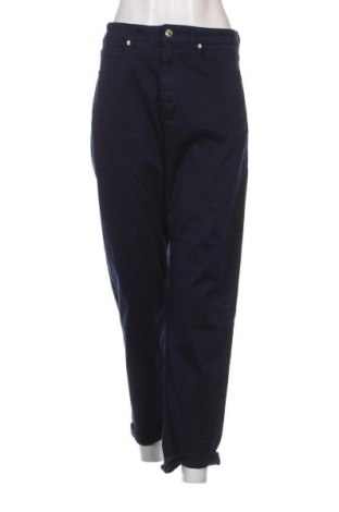 Pantaloni de femei United Colors Of Benetton, Mărime M, Culoare Albastru, Preț 94,44 Lei