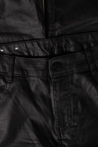 Дамски панталон VILA, Размер L, Цвят Черен, Цена 19,98 лв.
