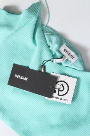 Γυναικείο αμάνικο μπλουζάκι Weekday, Μέγεθος M, Χρώμα Πράσινο, Τιμή 6,71 €