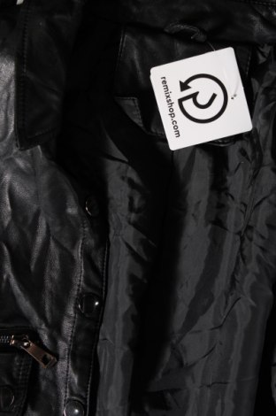 Γυναικείο δερμάτινο μπουφάν, Μέγεθος M, Χρώμα Μαύρο, Τιμή 14,03 €