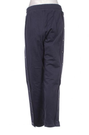 Pantaloni trening de femei Adidas Originals, Mărime M, Culoare Albastru, Preț 165,98 Lei