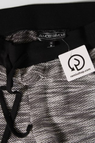 Damen Sporthose Almost Famous, Größe M, Farbe Grau, Preis 6,46 €