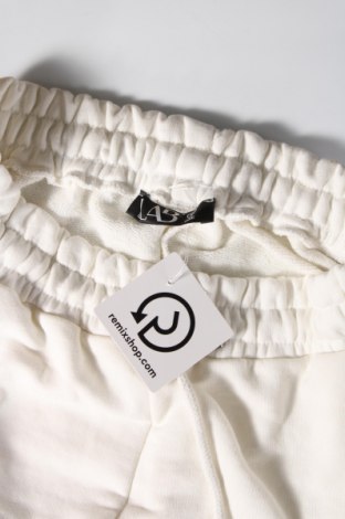 Γυναικείο αθλητικό παντελόνι Answear, Μέγεθος L, Χρώμα Λευκό, Τιμή 19,21 €