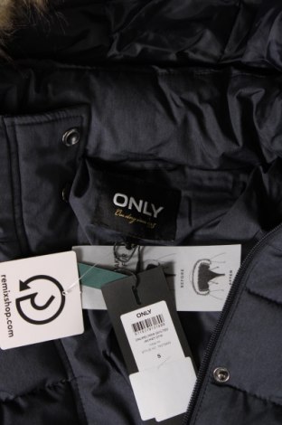 Γυναικείο μπουφάν ONLY, Μέγεθος S, Χρώμα Μπλέ, Τιμή 30,01 €