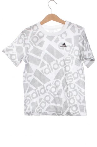 Детска тениска Adidas, Размер 6-7y/ 122-128 см, Цвят Многоцветен, Цена 13,75 лв.