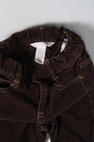 Pantaloni de catifea reiată, pentru copii H&M, Mărime 6-9m/ 68-74 cm, Culoare Maro, Preț 71,00 Lei