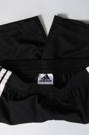 Dětské krátké kalhoty  Adidas, Velikost 5-6y/ 116-122 cm, Barva Černá, Cena  304,00 Kč